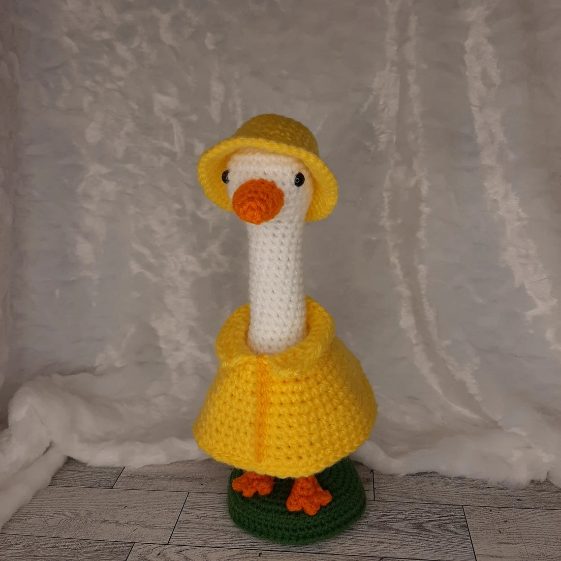 Crochet Desk Goose PDF pattern