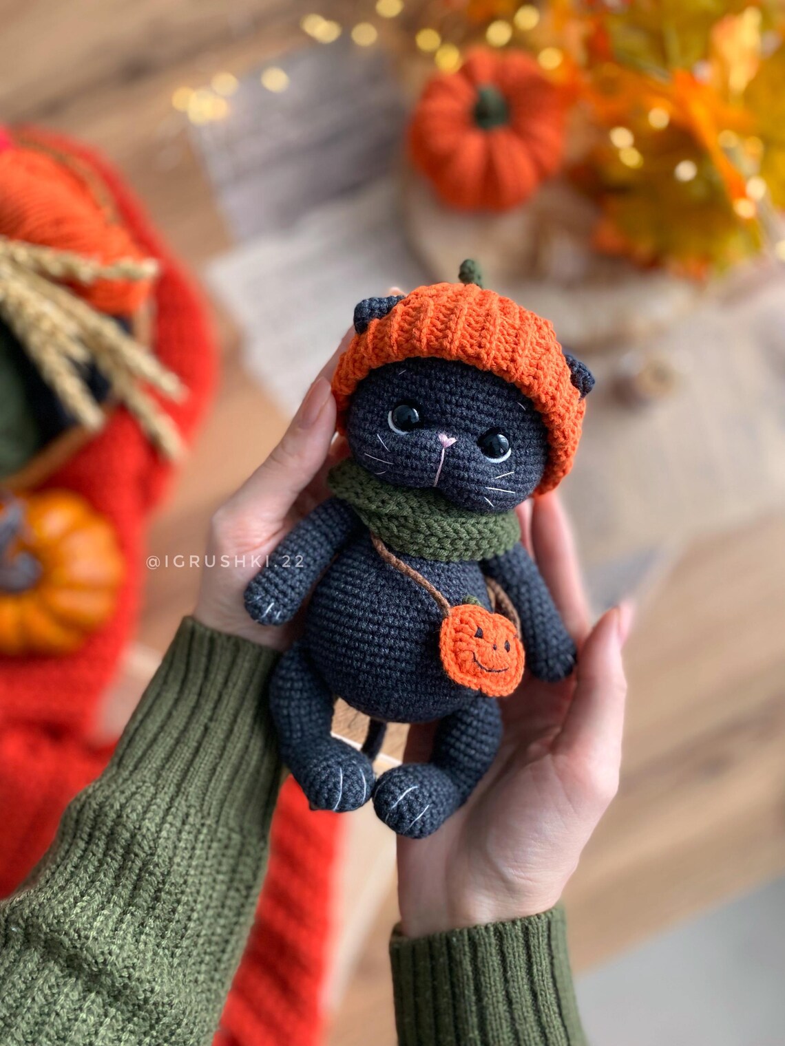 Crochet pattern black cat PDF in Eng