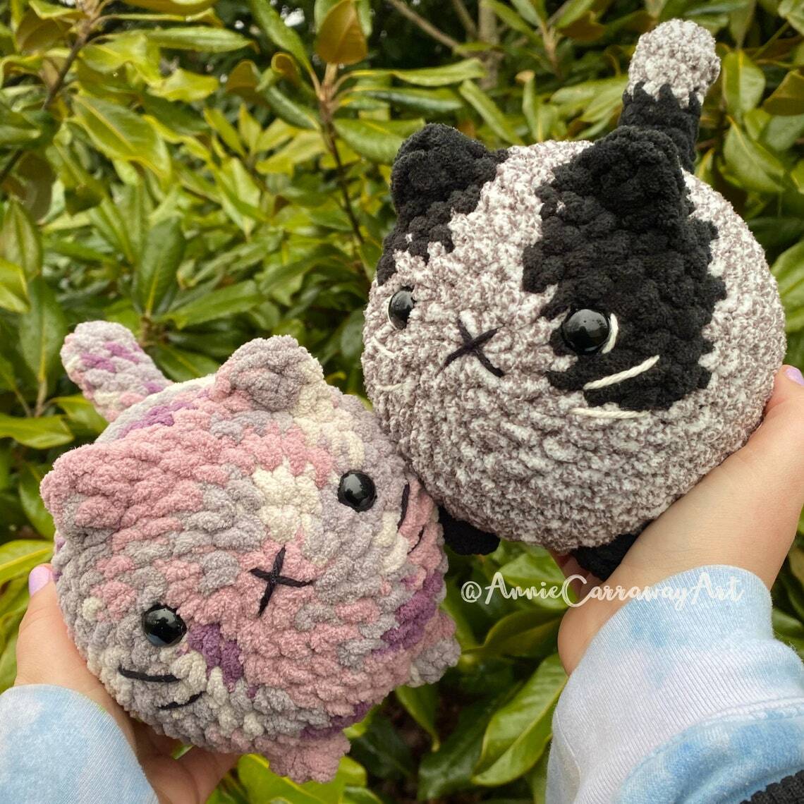 2 in 1 Crochet Pattern | Cute Loaf Cat Plushies .