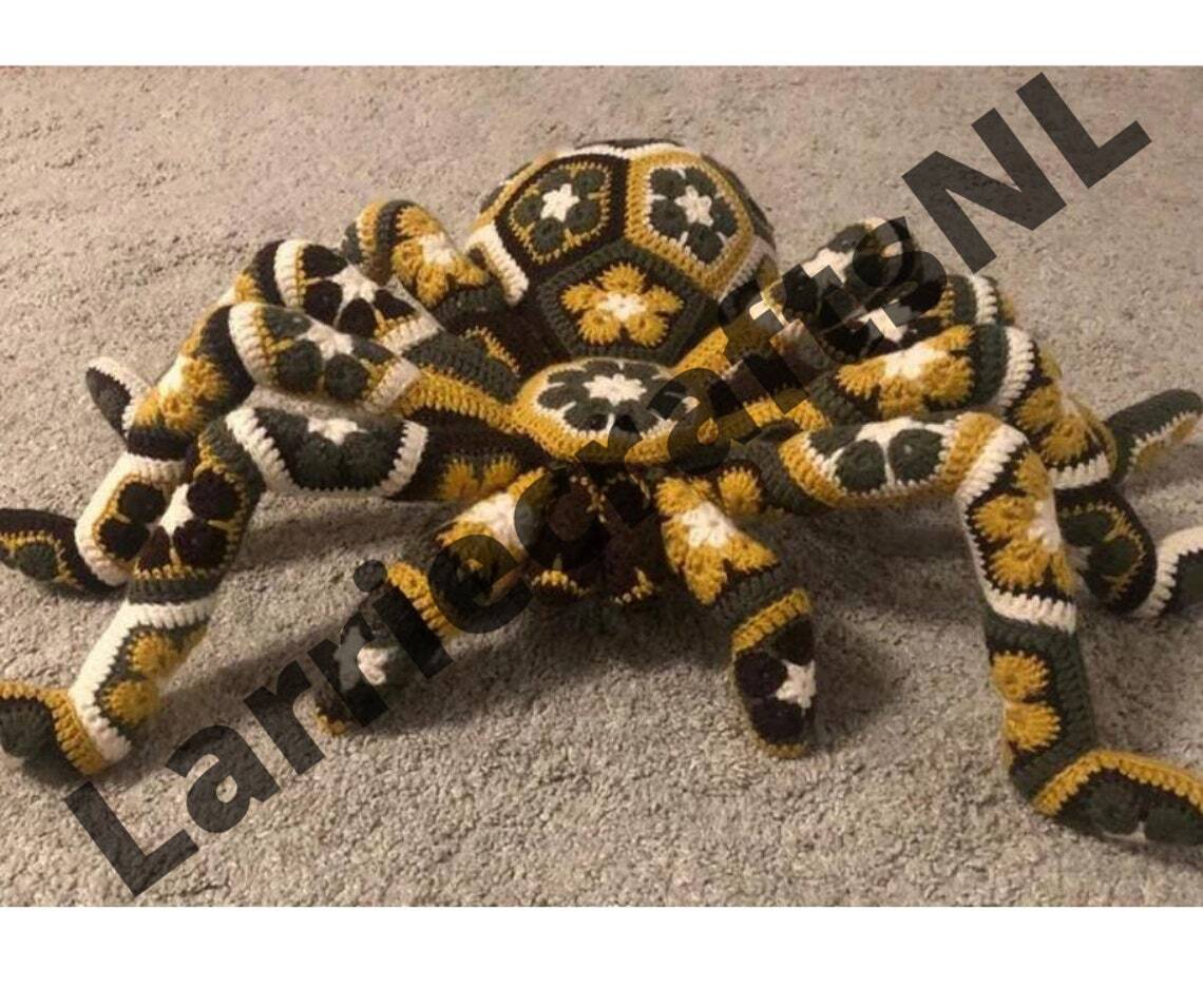 Pattern crochet giant spider tarantula african flower pdf